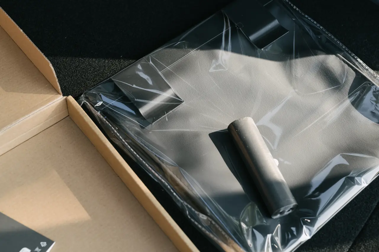 這個垃圾袋我嫌它貴但後座真的需要：YZ 折疊磁吸垃圾袋