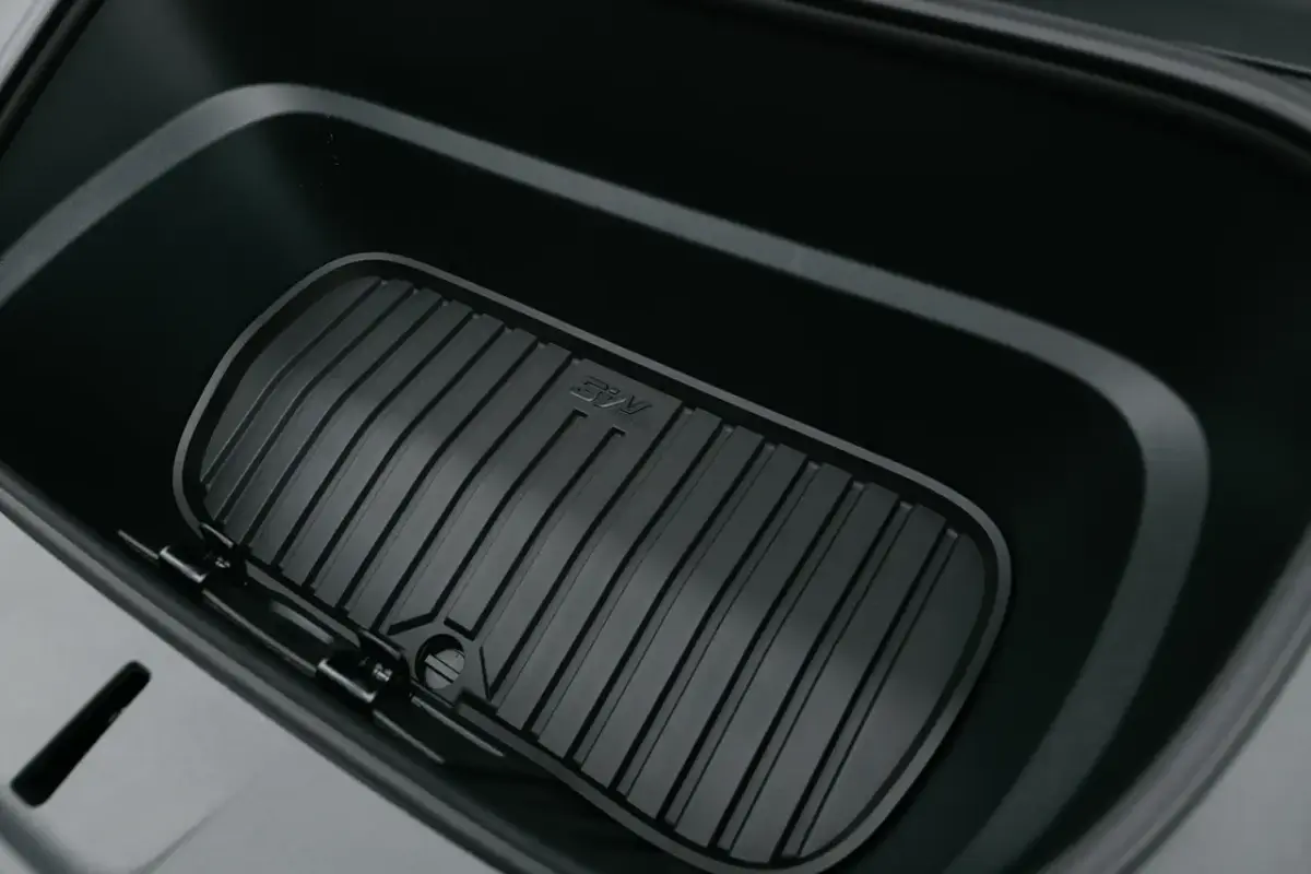 前行李箱圓滿的五百元代價：3W 前行李箱底層墊