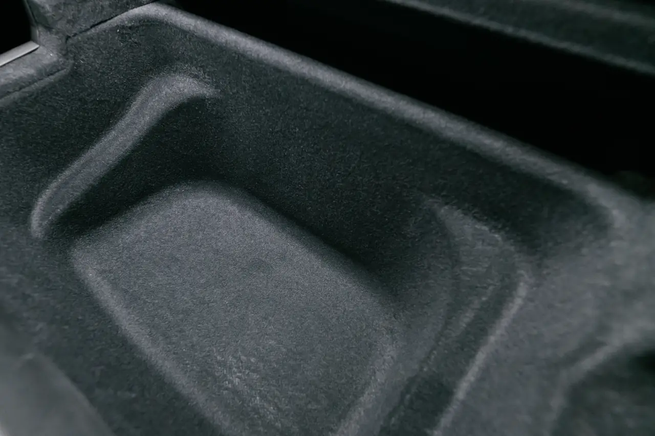 後行李箱那個最深、最髒的地方終於顧到了:3W 後行李箱底層墊 後行李箱那個最深、最髒的地方終於顧到了:3W 後行李箱底層墊