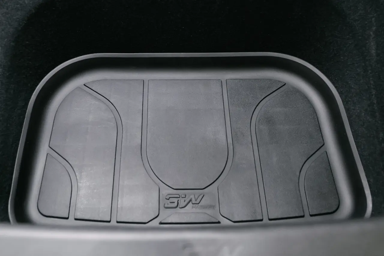 後行李箱那個最深、最髒的地方終於顧到了:3W 後行李箱底層墊 後行李箱那個最深、最髒的地方終於顧到了:3W 後行李箱底層墊