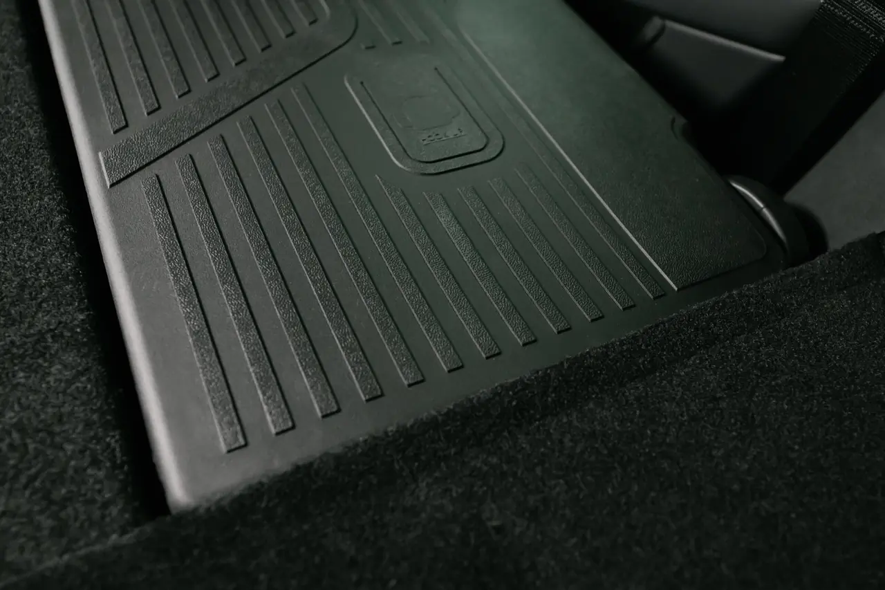 不是為了好看，是為了敢用：3W 後座椅背防護墊