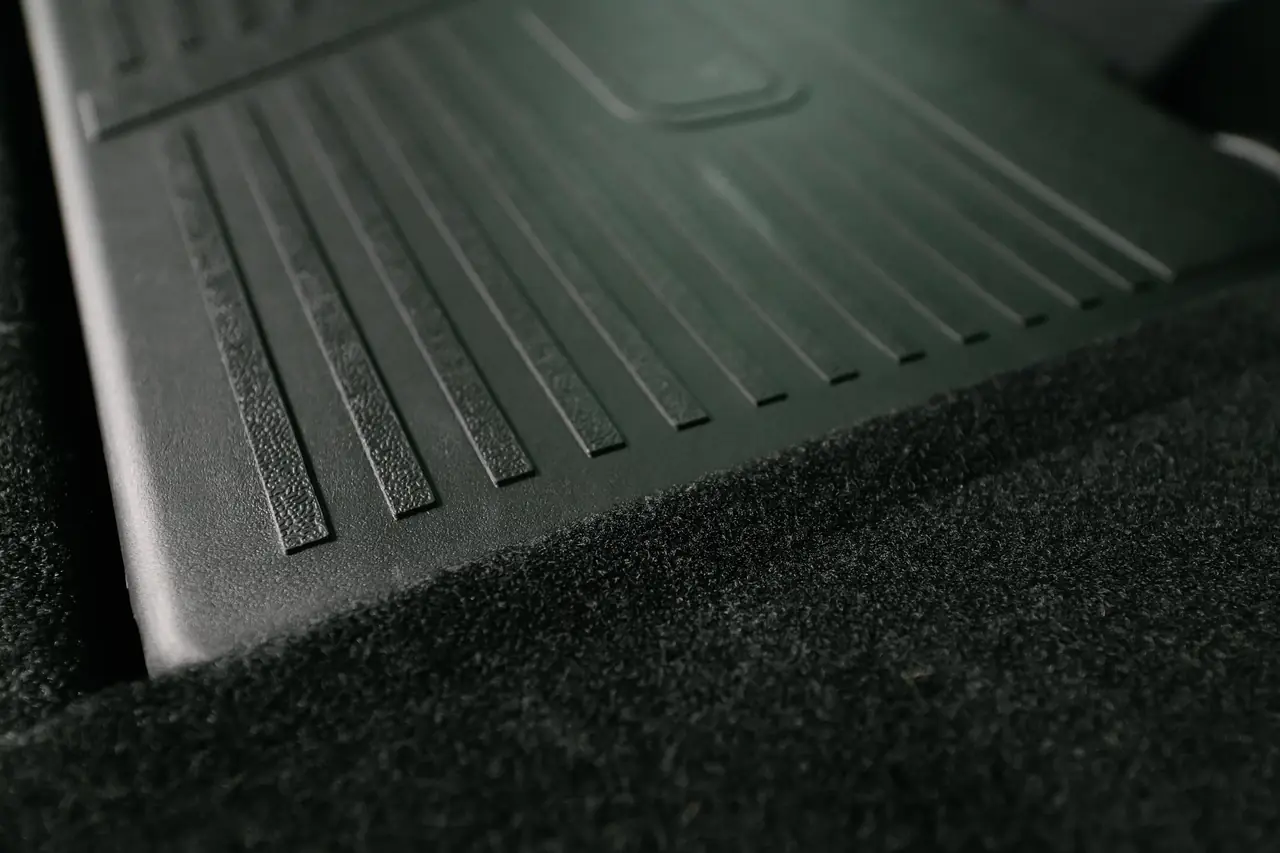 不是為了好看,是為了敢用:3W 後座椅背防護墊 不是為了好看,是為了敢用:3W 後座椅背防護墊