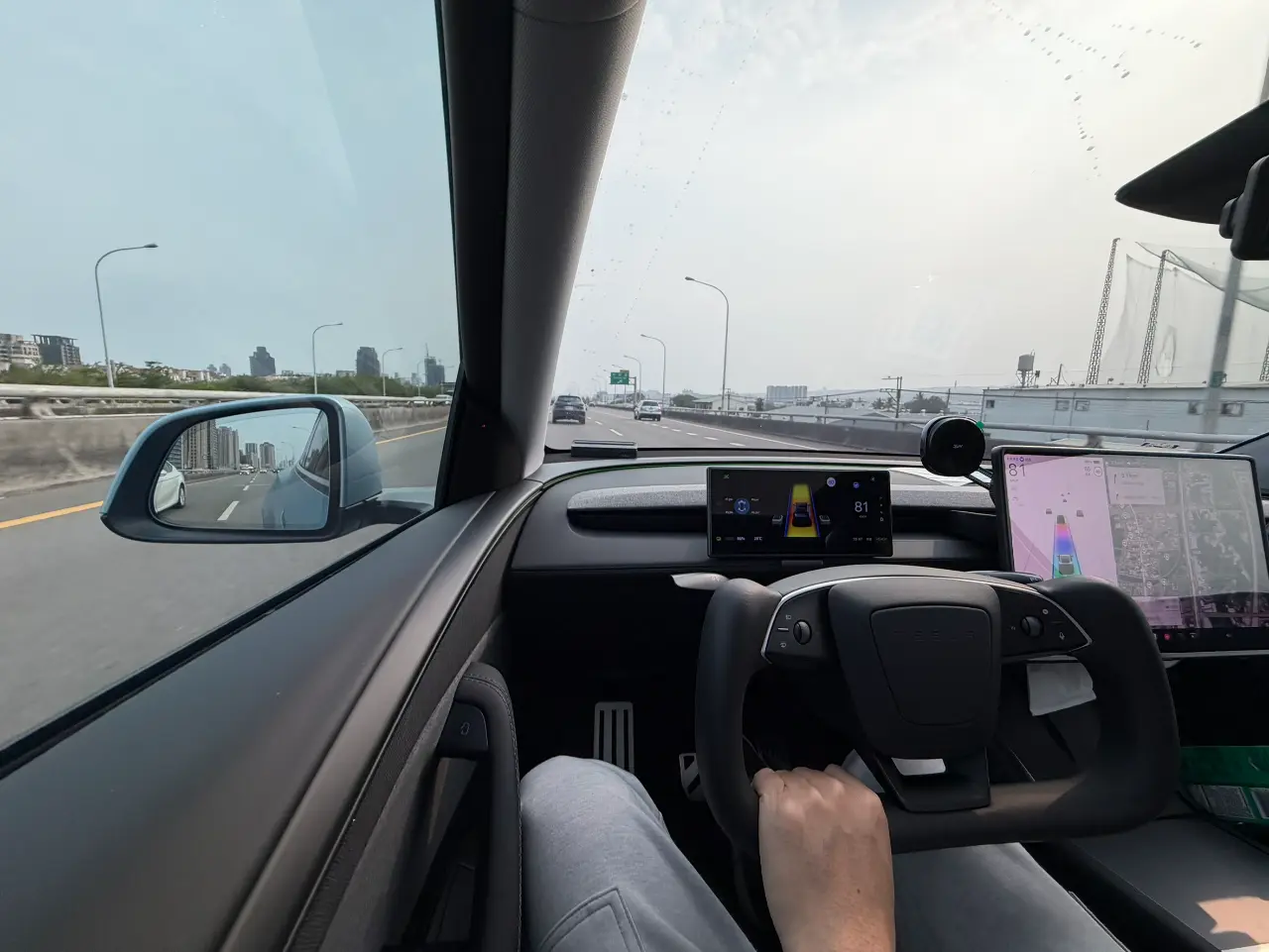 Yoke 方向盤值得改裝嗎？真實車主改後心得大揭露