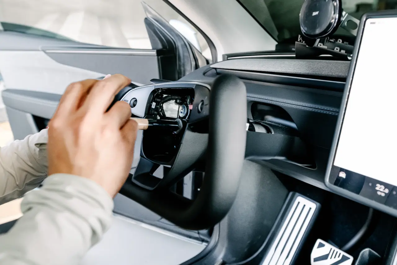 Yoke 方向盤值得改裝嗎？真實車主改後心得大揭露