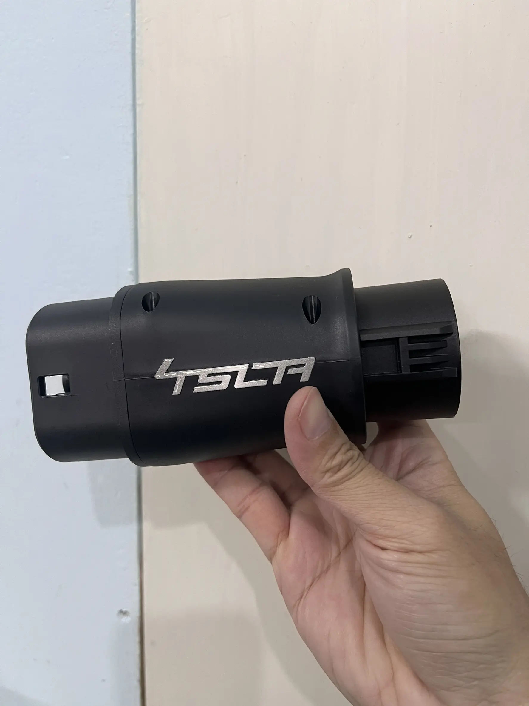 4Tsla J1772 慢充轉 CCS2 轉接頭